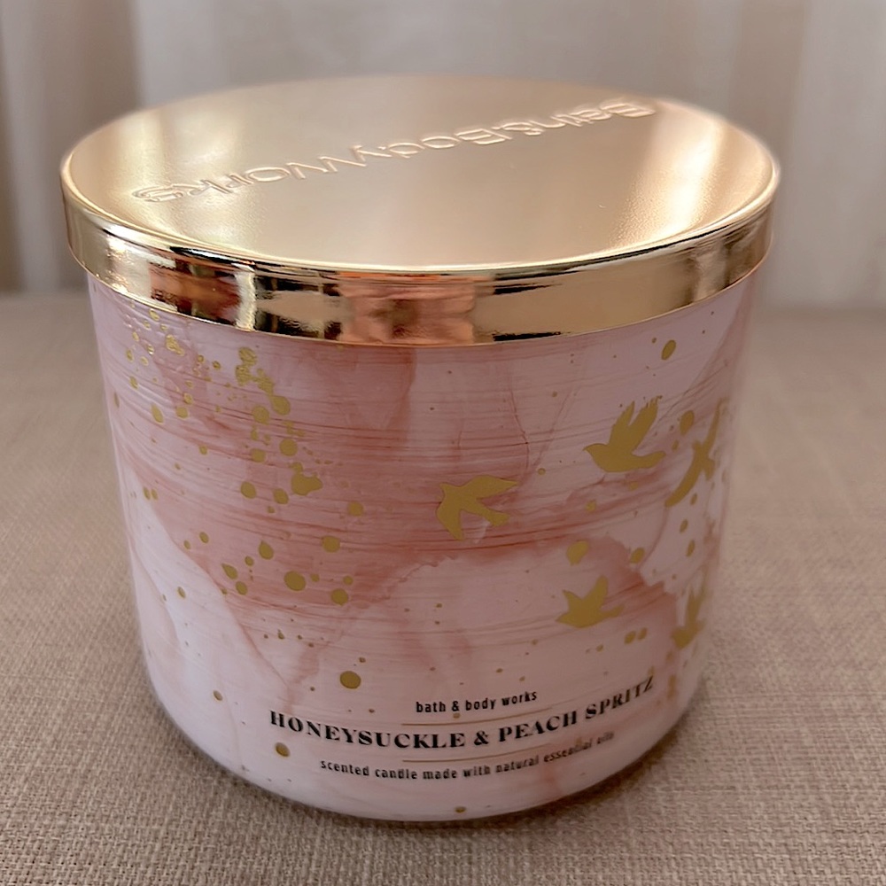 Soy blend wax scented candle